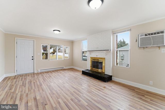 909 SPRUCE AVE, Pleasantville, NJ 08232