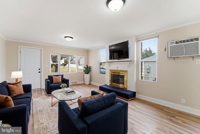 909 SPRUCE AVE, Pleasantville, NJ 08232