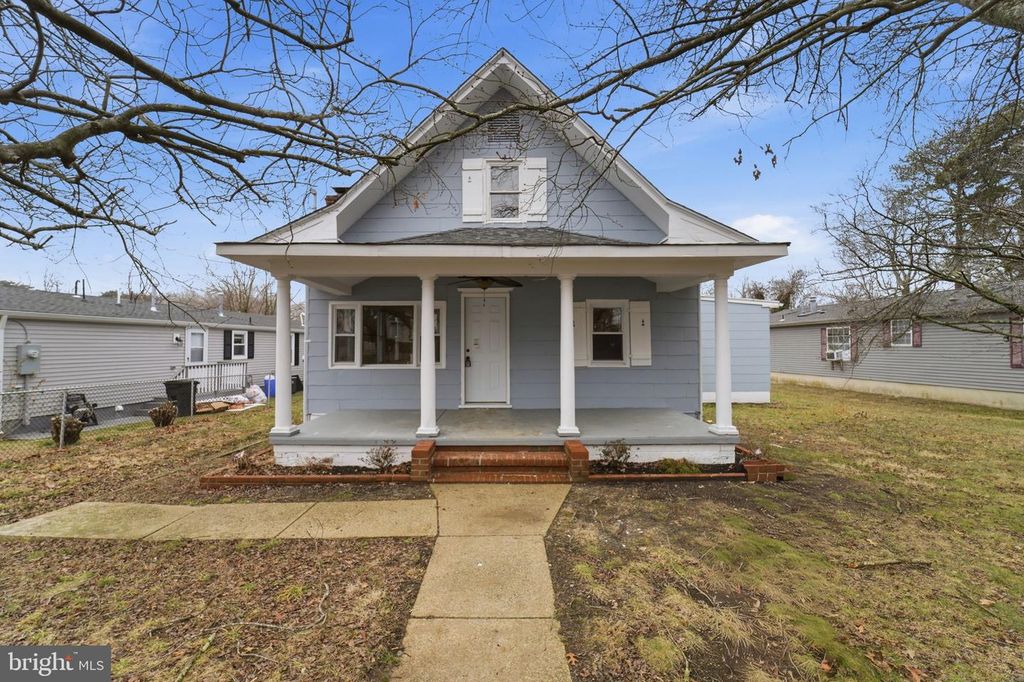 909 SPRUCE AVE, Pleasantville, NJ 08232