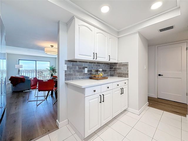 7050 SUNSET DRIVE S 912, South Pasadena, FL 33707