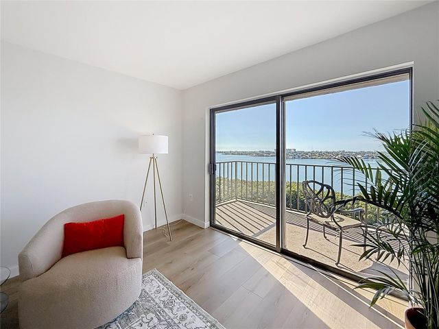 7050 SUNSET DRIVE S 912, South Pasadena, FL 33707