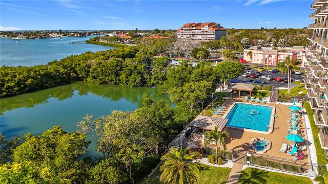 7050 SUNSET DRIVE S 912, South Pasadena, FL 33707