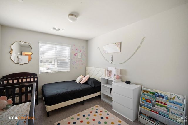 9124 Midnight Creek Way, Bakersfield, CA 93311