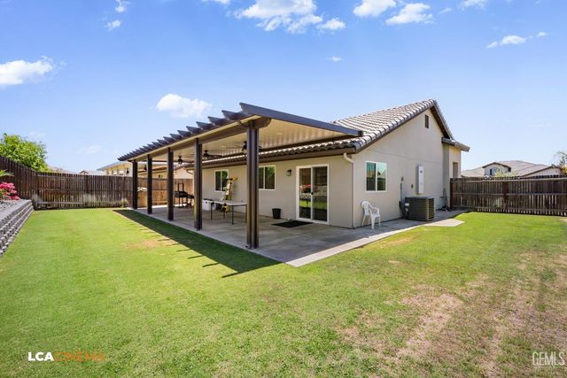 9124 Midnight Creek Way, Bakersfield, CA 93311