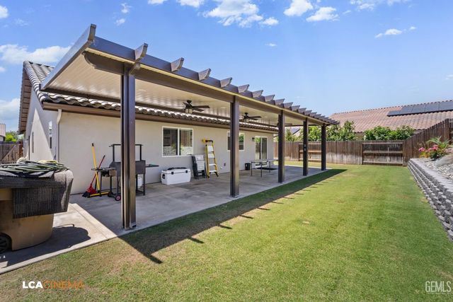 9124 Midnight Creek Way, Bakersfield, CA 93311