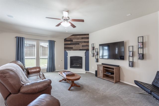 912 Lake Cypress Lane, Little Elm, TX 75068