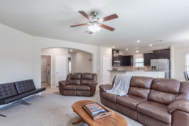912 Lake Cypress Lane, Little Elm, TX 75068