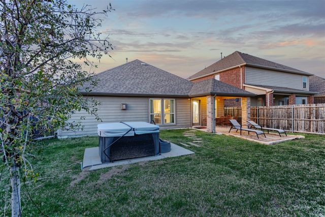912 Lake Cypress Lane, Little Elm, TX 75068