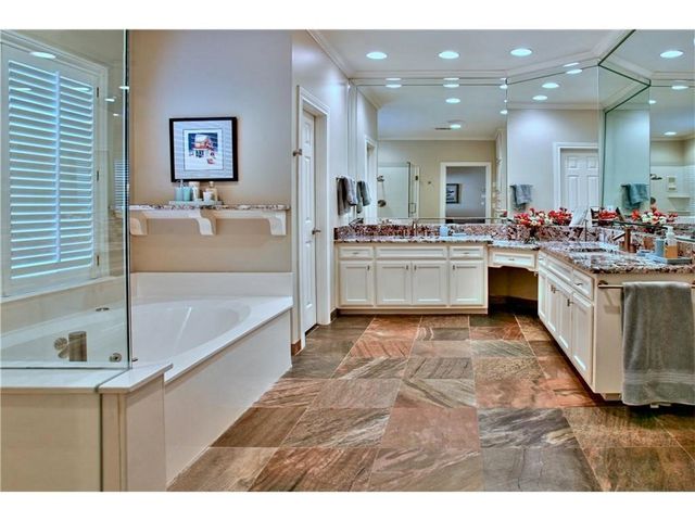 6617 Pine Valley Place, Fort Worth, TX 76132