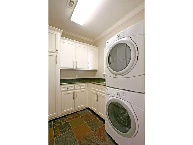 6617 Pine Valley Place, Fort Worth, TX 76132