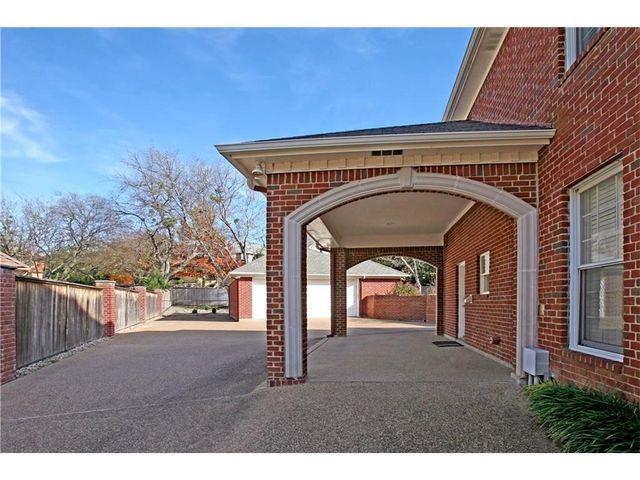6617 Pine Valley Place, Fort Worth, TX 76132