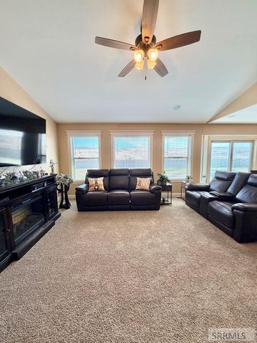 7647 S Packbridge Lane, Idaho Falls, ID 83406