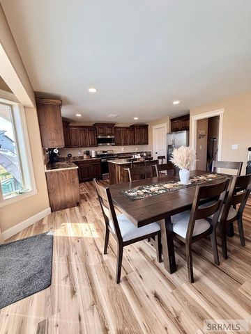 7647 S Packbridge Lane, Idaho Falls, ID 83406