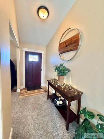 7647 S Packbridge Lane, Idaho Falls, ID 83406