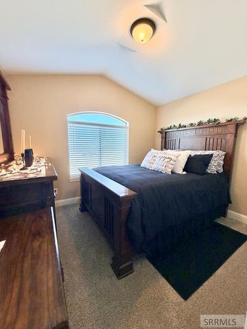 7647 S Packbridge Lane, Idaho Falls, ID 83406