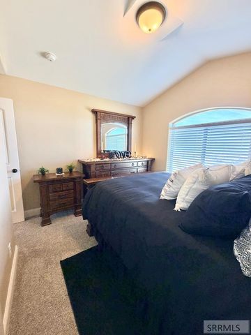7647 S Packbridge Lane, Idaho Falls, ID 83406