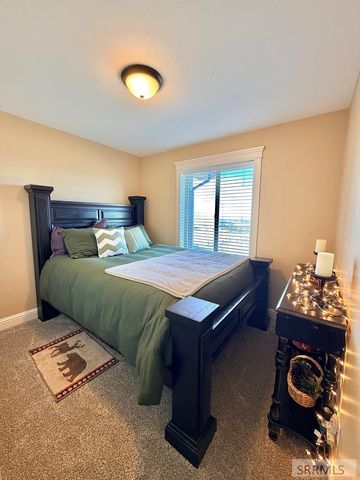 7647 S Packbridge Lane, Idaho Falls, ID 83406