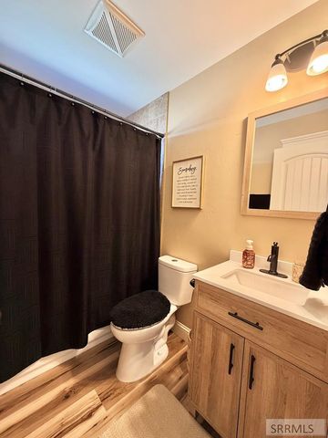 7647 S Packbridge Lane, Idaho Falls, ID 83406