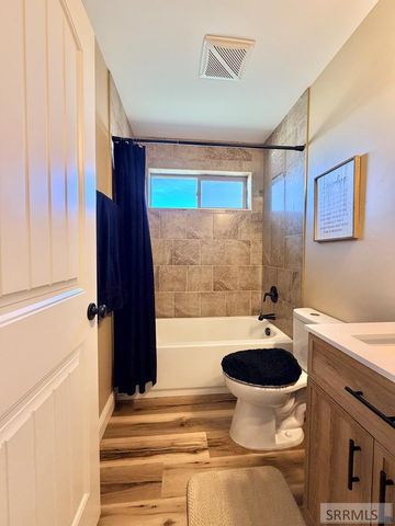 7647 S Packbridge Lane, Idaho Falls, ID 83406
