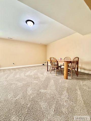 7647 S Packbridge Lane, Idaho Falls, ID 83406
