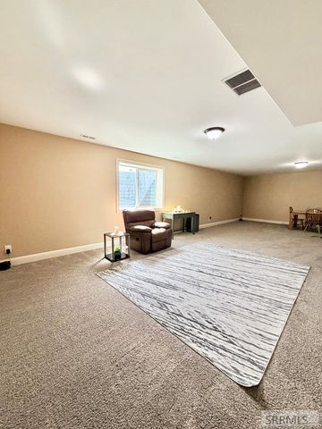 7647 S Packbridge Lane, Idaho Falls, ID 83406