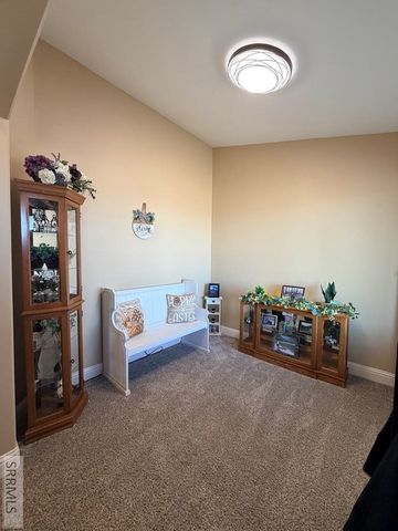 7647 S Packbridge Lane, Idaho Falls, ID 83406