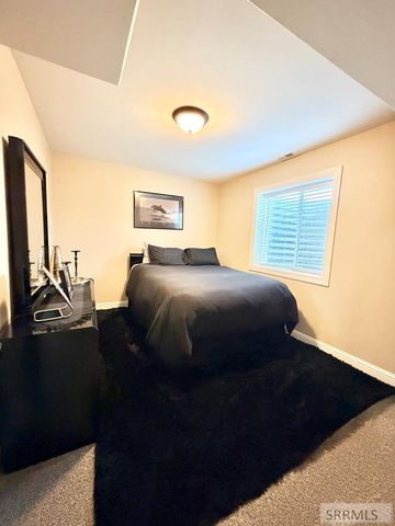7647 S Packbridge Lane, Idaho Falls, ID 83406