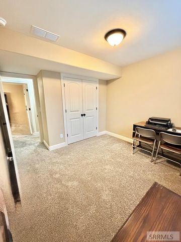 7647 S Packbridge Lane, Idaho Falls, ID 83406