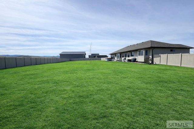 7647 S Packbridge Lane, Idaho Falls, ID 83406