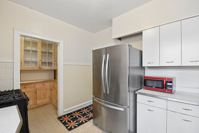 6935 S CRANDON Avenue 3D, Chicago, IL 60649