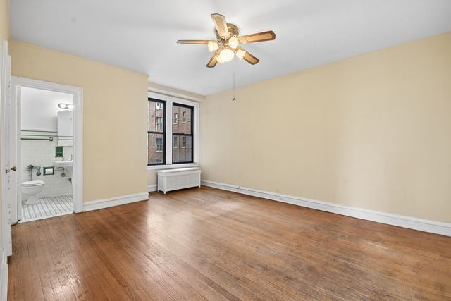 6935 S CRANDON Avenue 3D, Chicago, IL 60649
