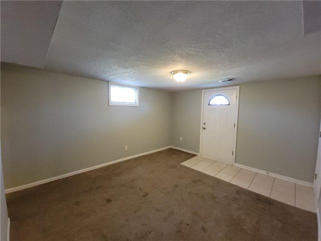 904 SE 3rd Terrace, Lee's Summit, MO 64063