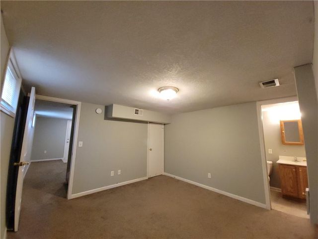 904 SE 3rd Terrace, Lee's Summit, MO 64063