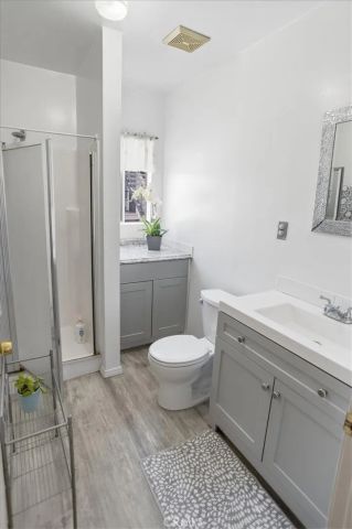 1257 N New Hampshire, Los Angeles, CA 90029