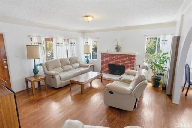 1257 N New Hampshire, Los Angeles, CA 90029