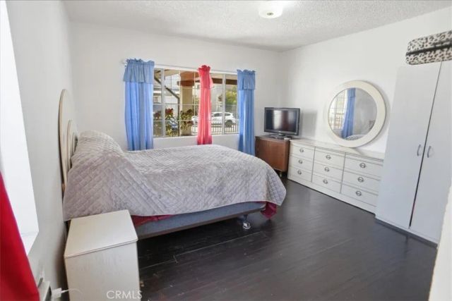 1257 N New Hampshire, Los Angeles, CA 90029