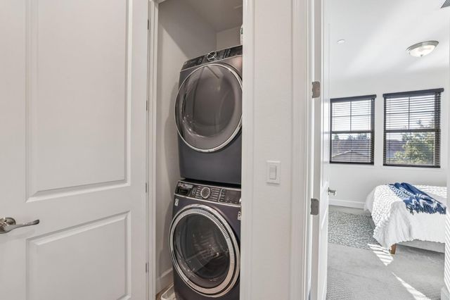 601 Cinnamon Circle, Mountain View, CA 94043