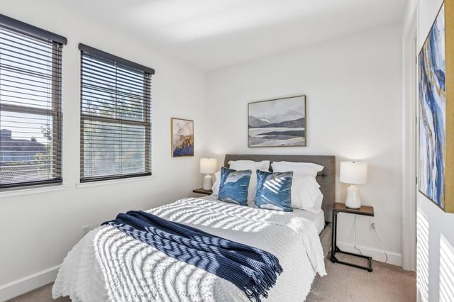 601 Cinnamon Circle, Mountain View, CA 94043