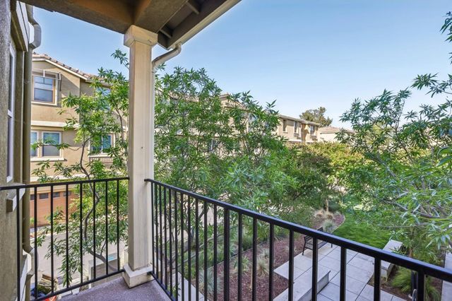 601 Cinnamon Circle, Mountain View, CA 94043