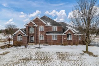 119 Savannah Drive, Poplar Grove, IL 61065
