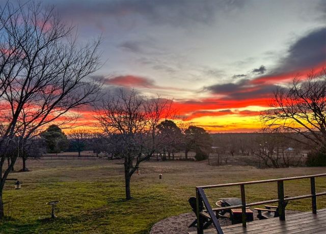 1300 Shannon Drive, Cleburne, TX 76031
