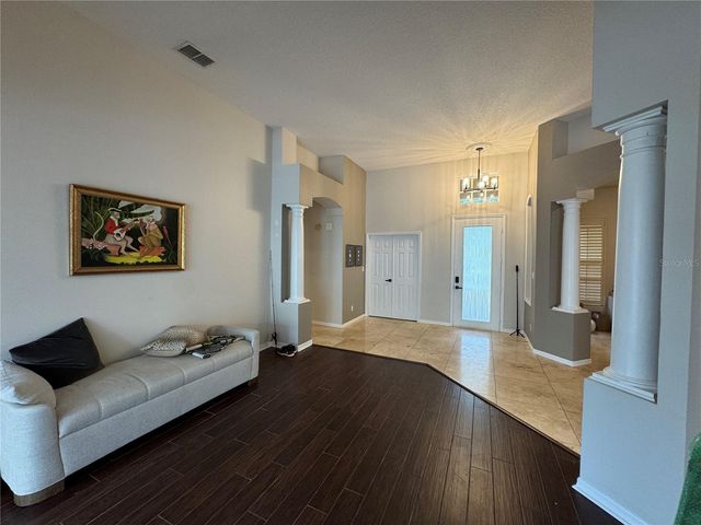 8731 TANTALLON CIRCLE, Tampa, FL 33647