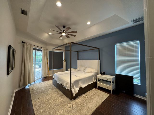 8731 TANTALLON CIRCLE, Tampa, FL 33647