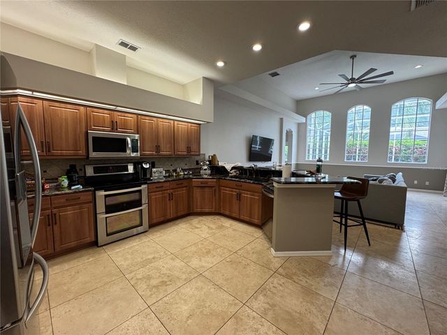 8731 TANTALLON CIRCLE, Tampa, FL 33647