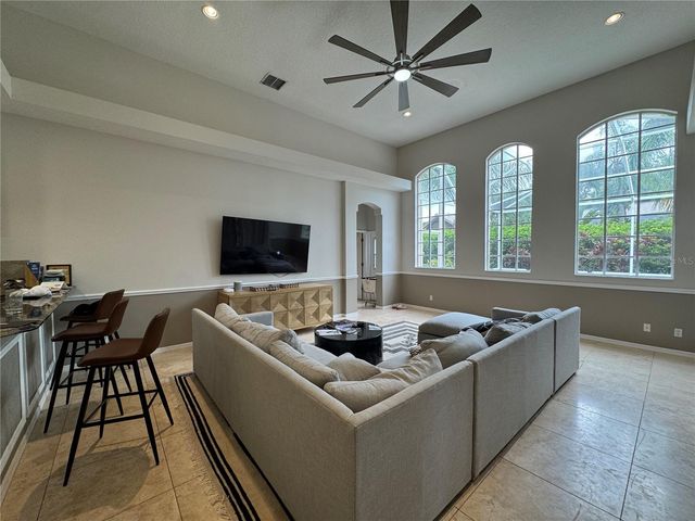 8731 TANTALLON CIRCLE, Tampa, FL 33647