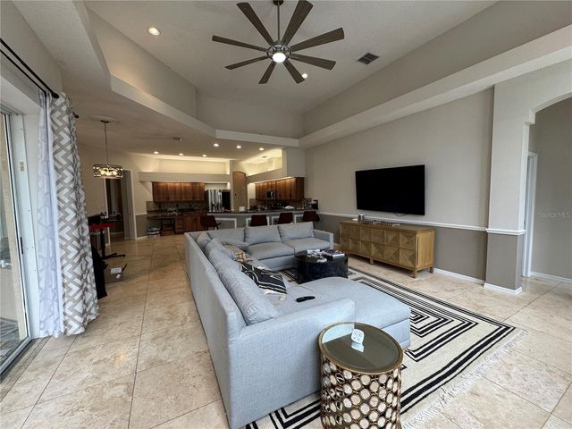 8731 TANTALLON CIRCLE, Tampa, FL 33647