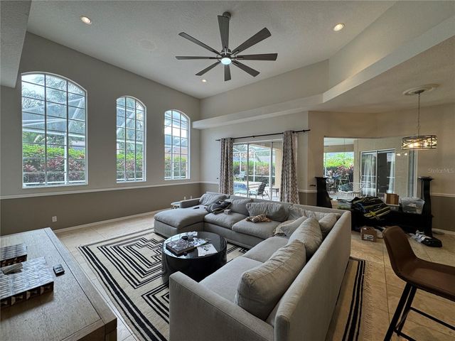 8731 TANTALLON CIRCLE, Tampa, FL 33647