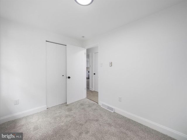 1181 APPLE ORCHARD CIR, Berkeley Springs, WV 25411
