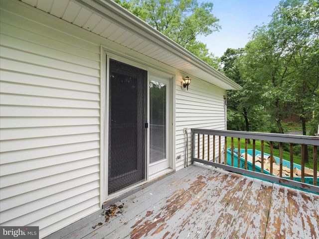 1181 APPLE ORCHARD CIR, Berkeley Springs, WV 25411