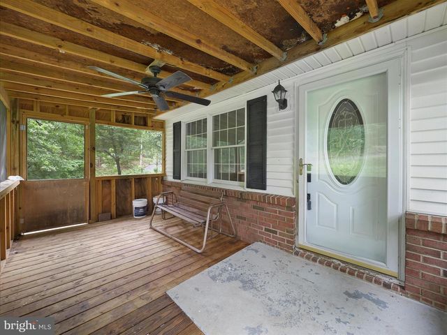 1181 APPLE ORCHARD CIR, Berkeley Springs, WV 25411